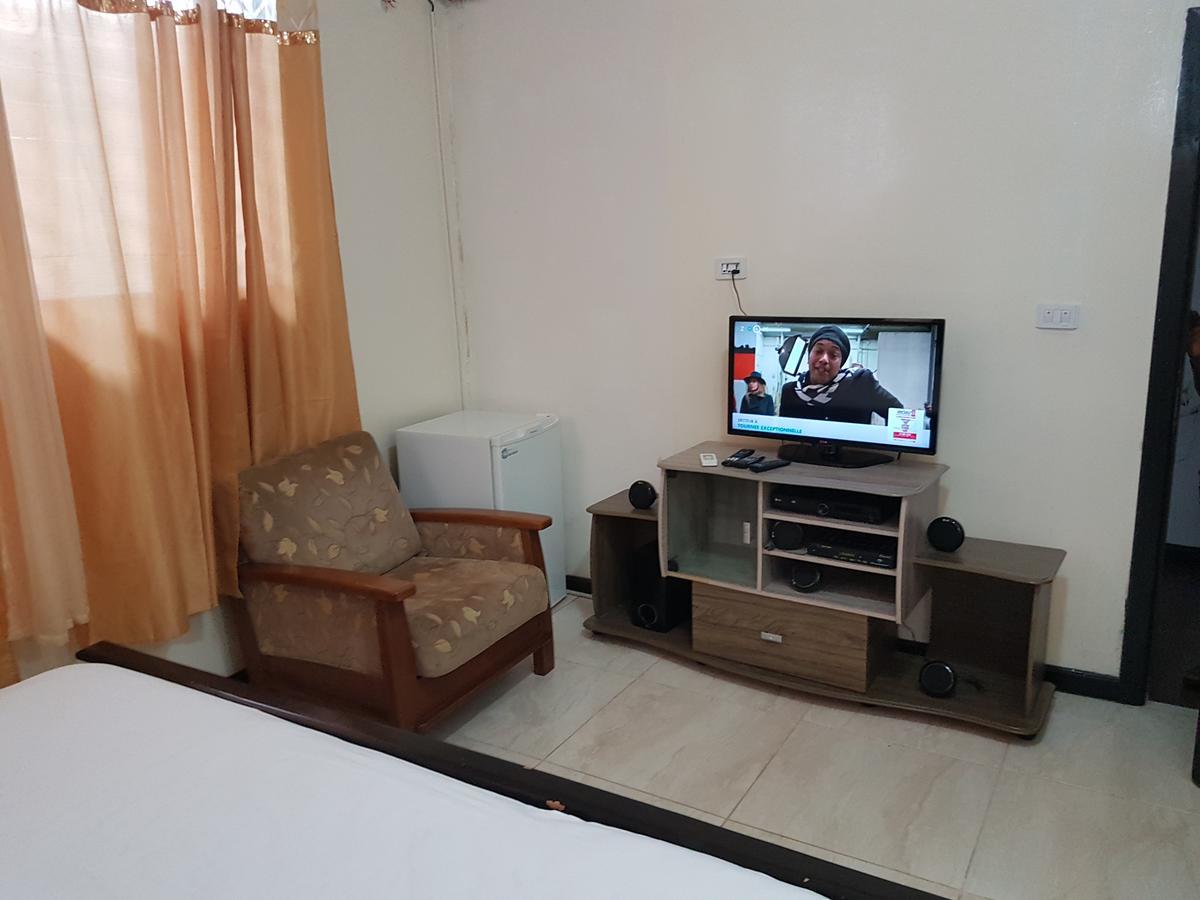 מונרוביה Maryland Guesthouse מראה חיצוני תמונה