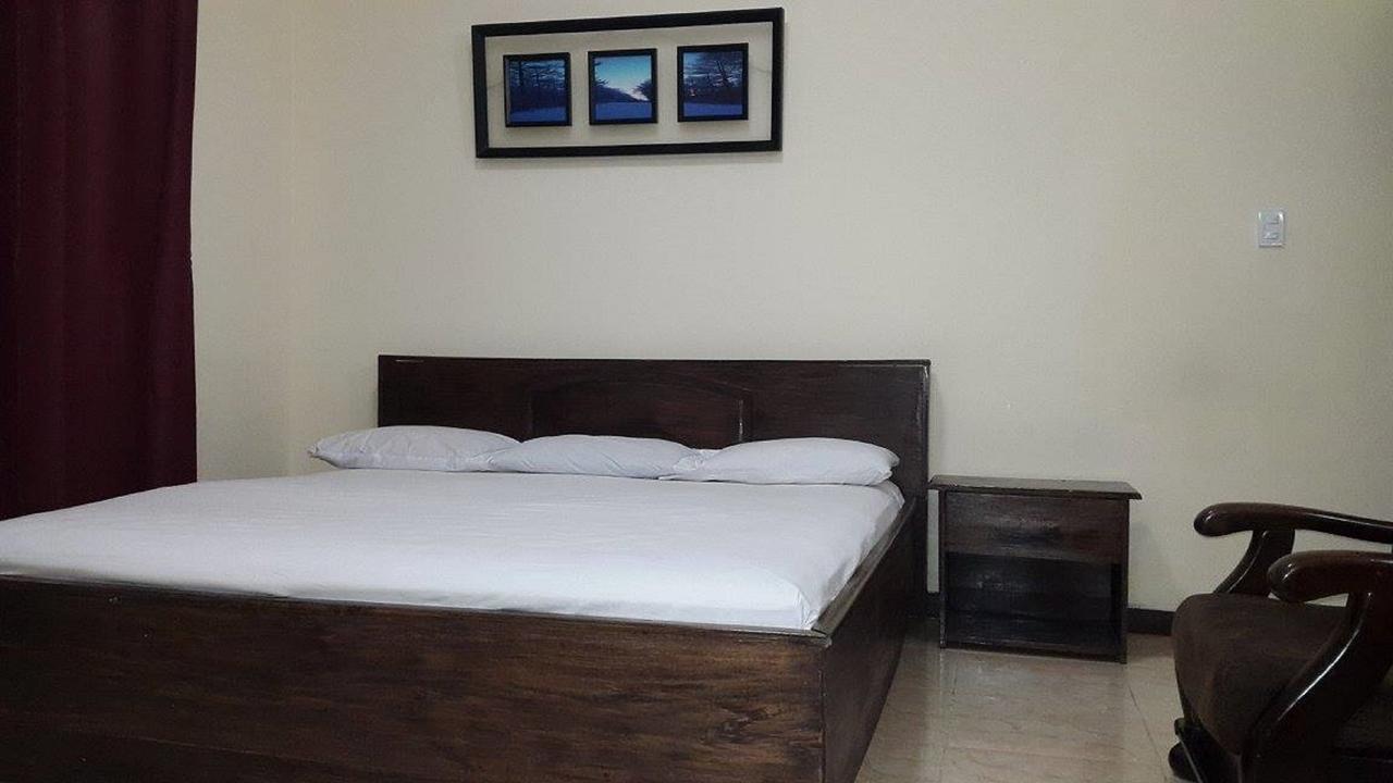 מונרוביה Maryland Guesthouse מראה חיצוני תמונה